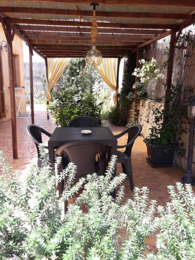 Affittacamere B&B Il Fiore Posada (Sardinia) Exterior foto